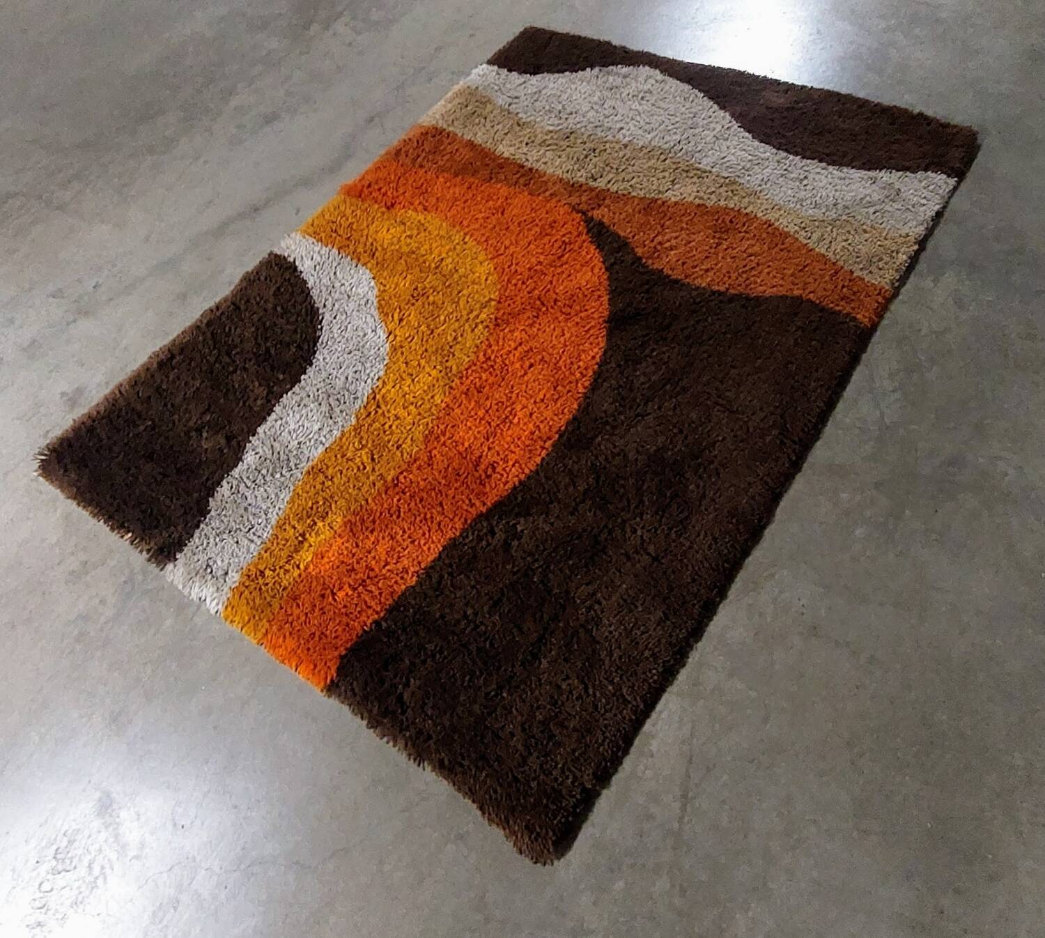 Tapis space age des années 70