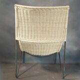 Wicker lounge chair