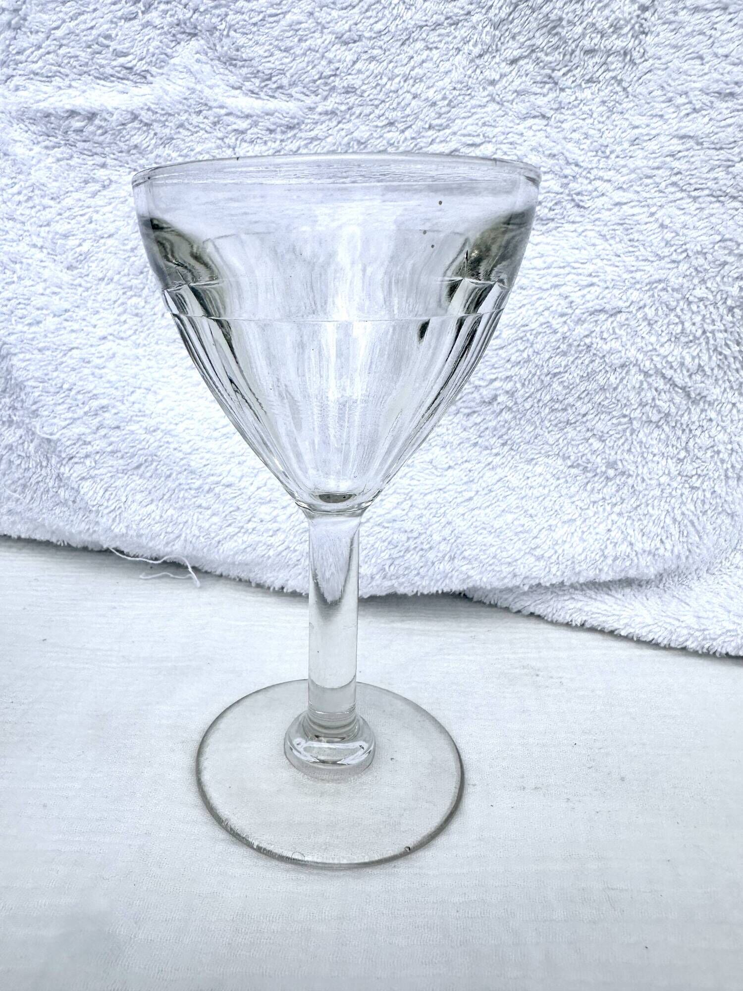 Set of 5 blown glass goblets in Art Deco style, circa 1900.
