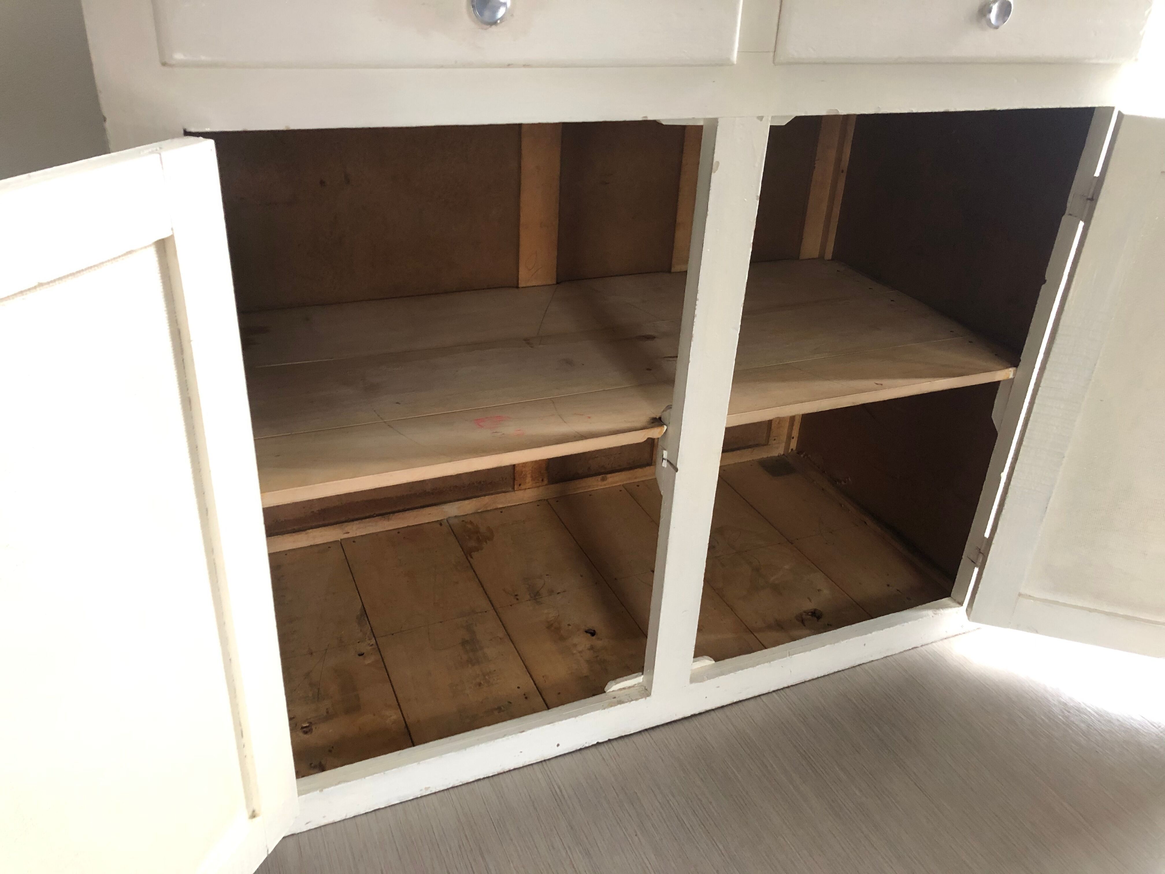 Parisian buffet patinated