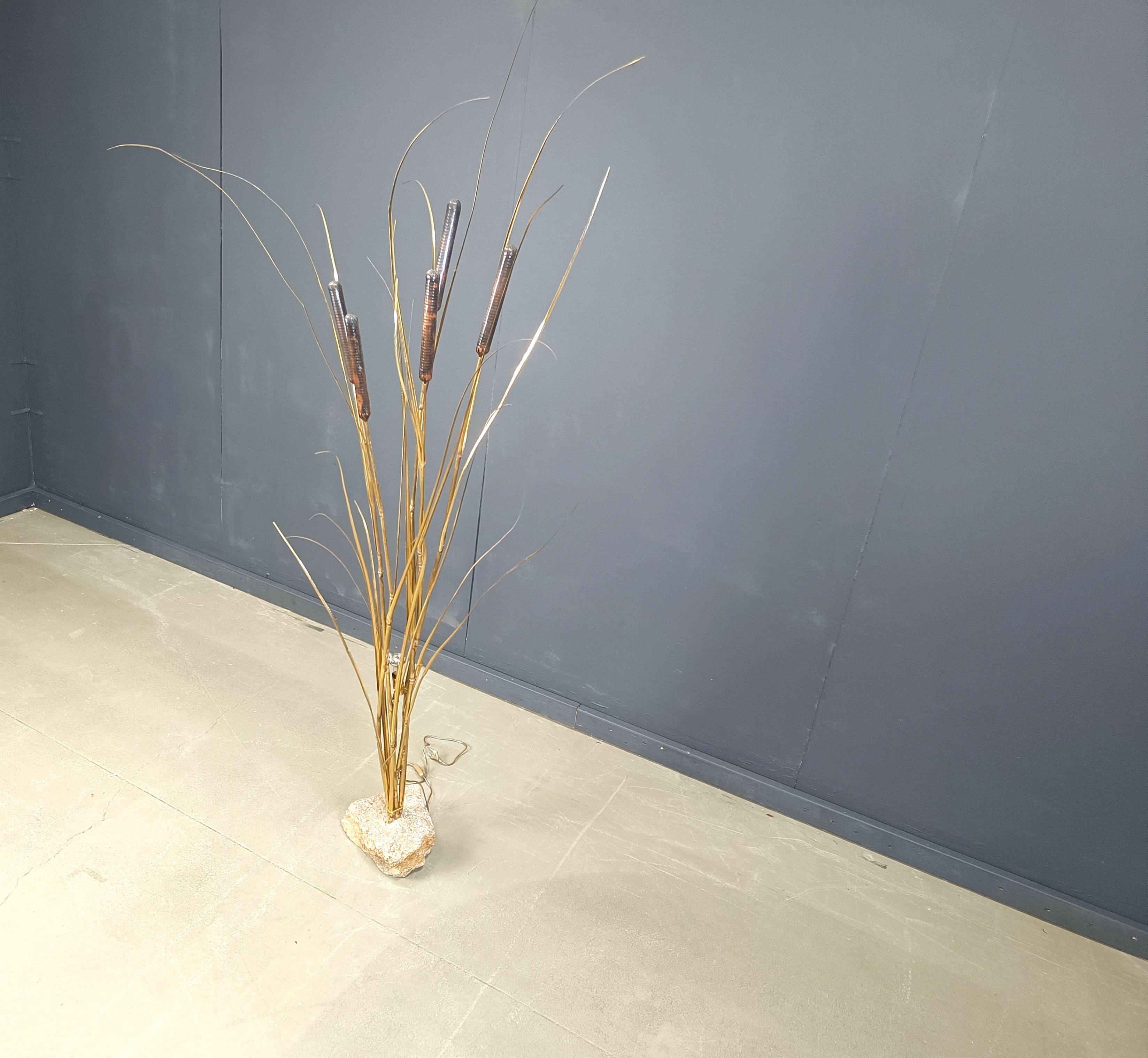 Vintage brass cattail floor lamp by Daniel D'Haeseleer, 1970s