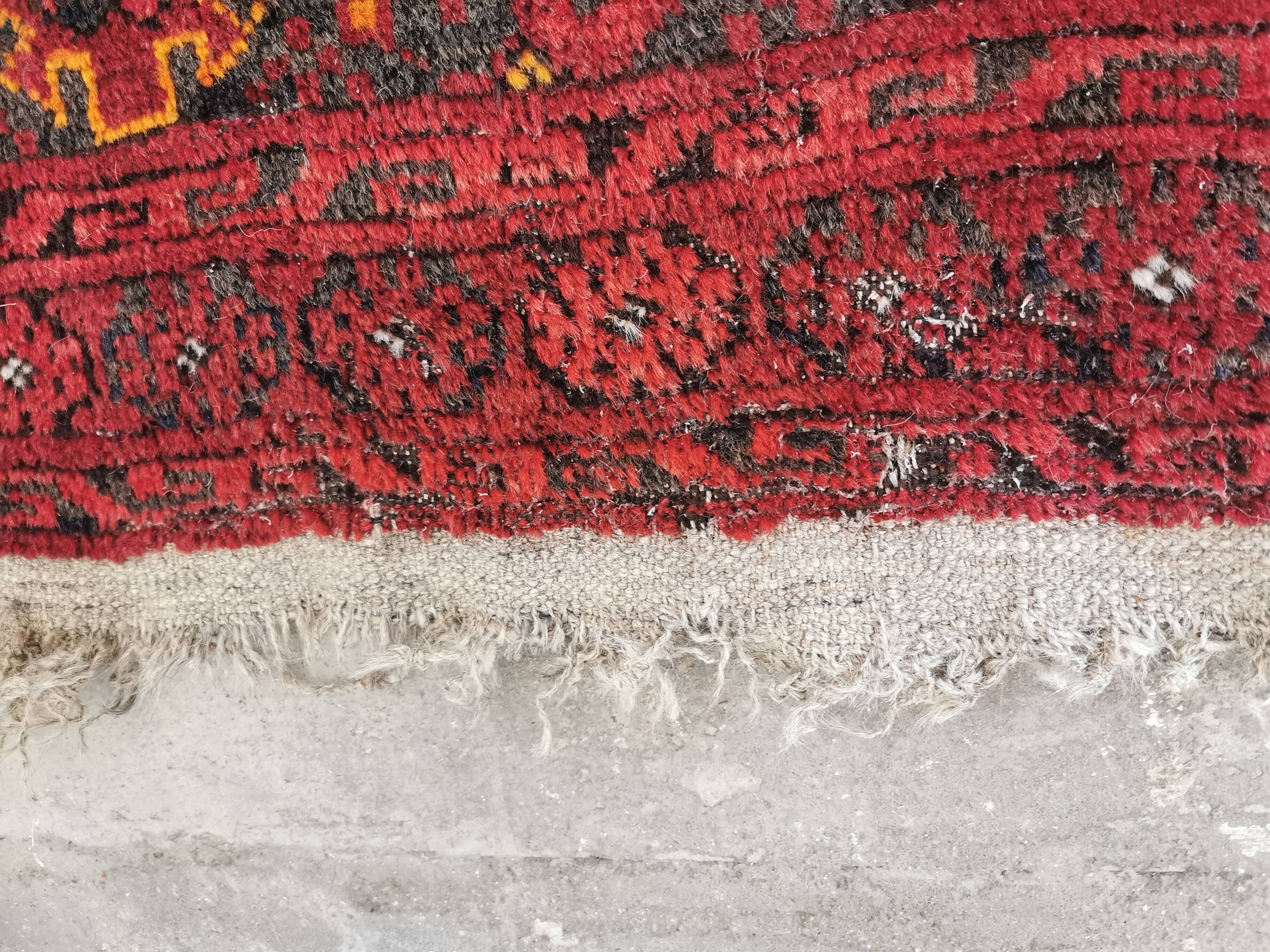 Large handmade Persian rug 310/230 cm