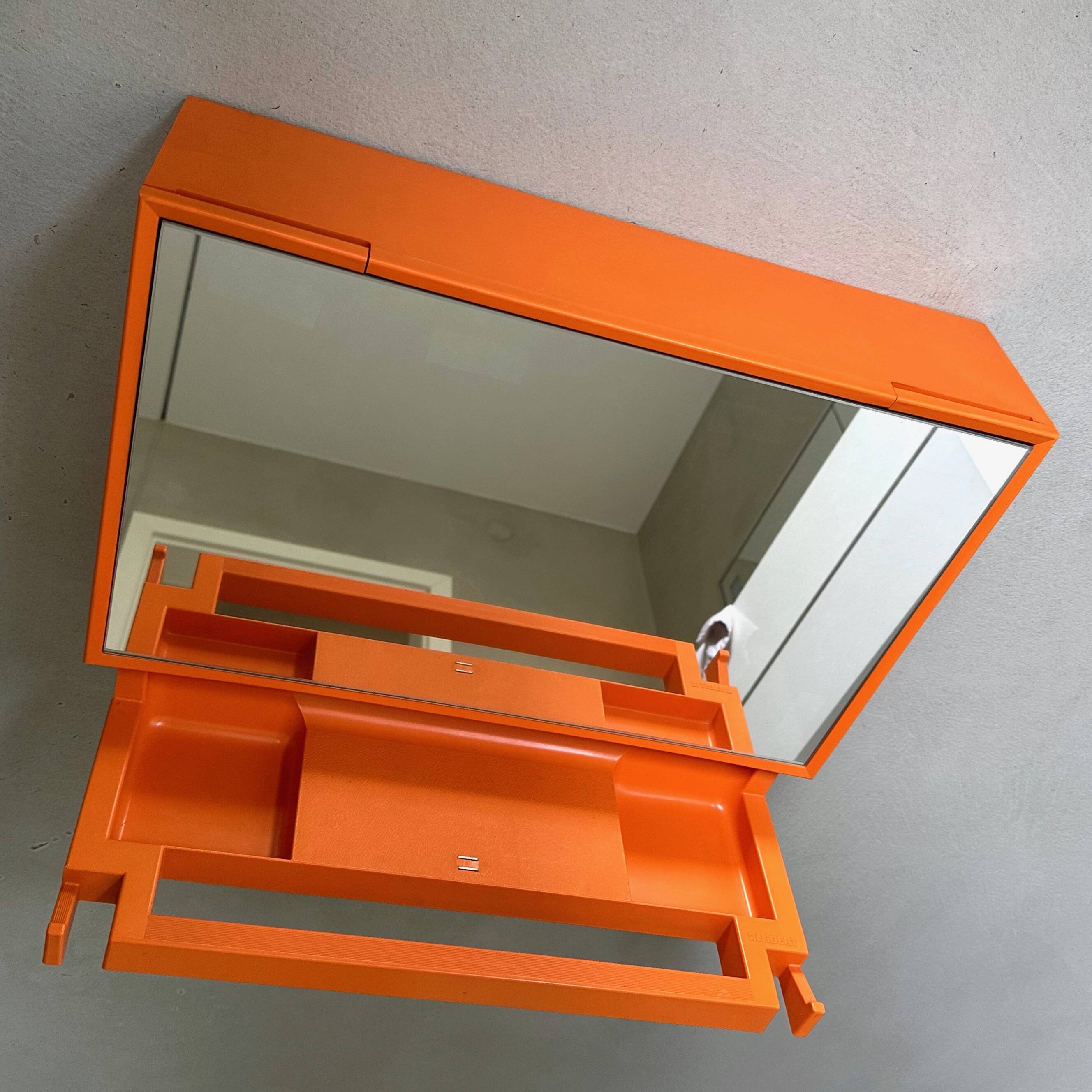 Allibert Paladin A40 orange, meuble mural, penderie, salle de bain space age, miroir vintage, années 70