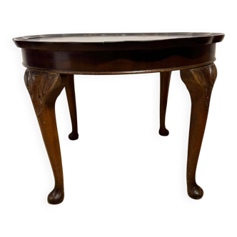 Queen Anne Style Burr Walnut Round Coffee Table by Cameo (Circa 1960)