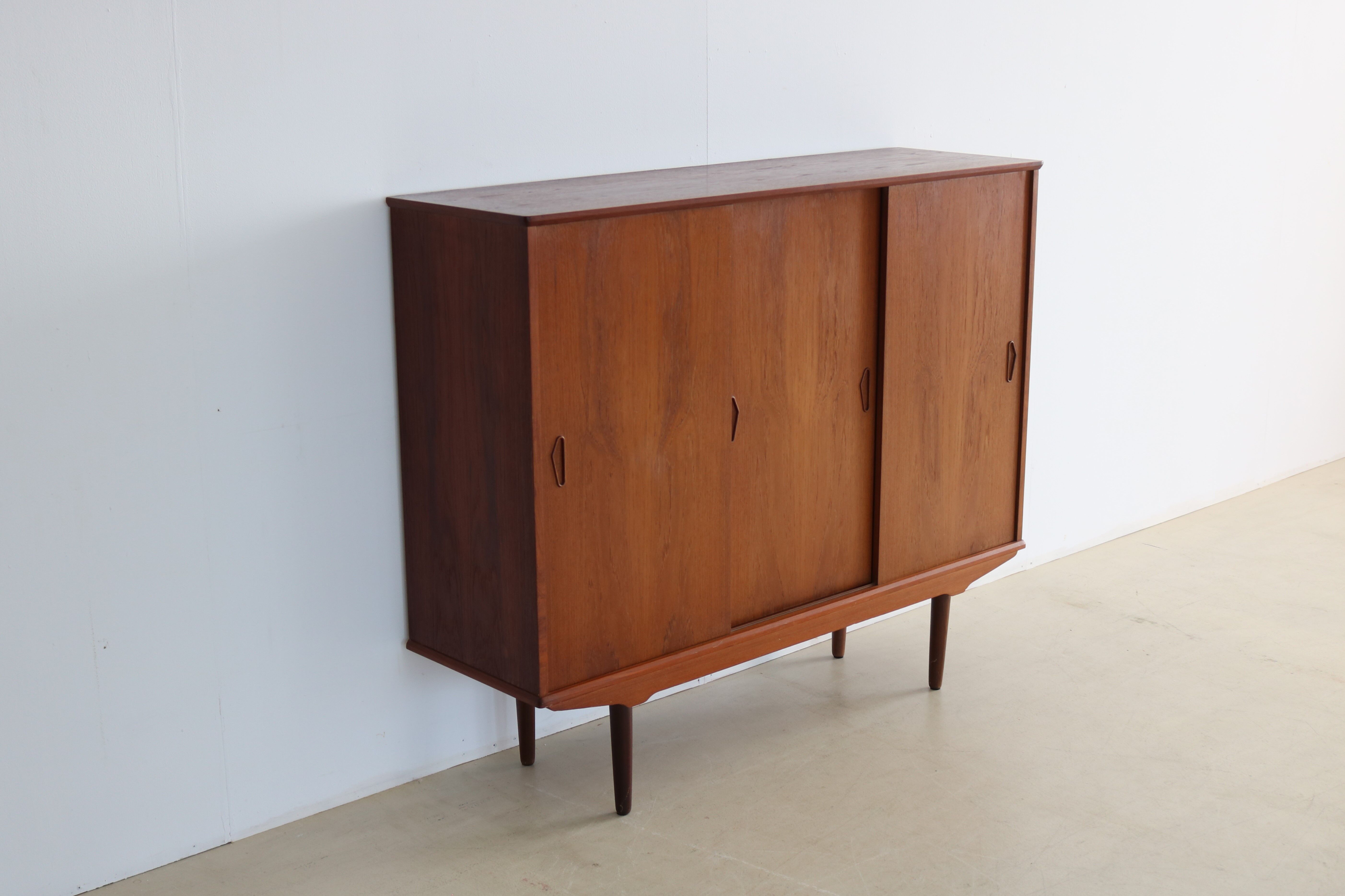 Vintage wall cabinet | sideboard | 60s | danish