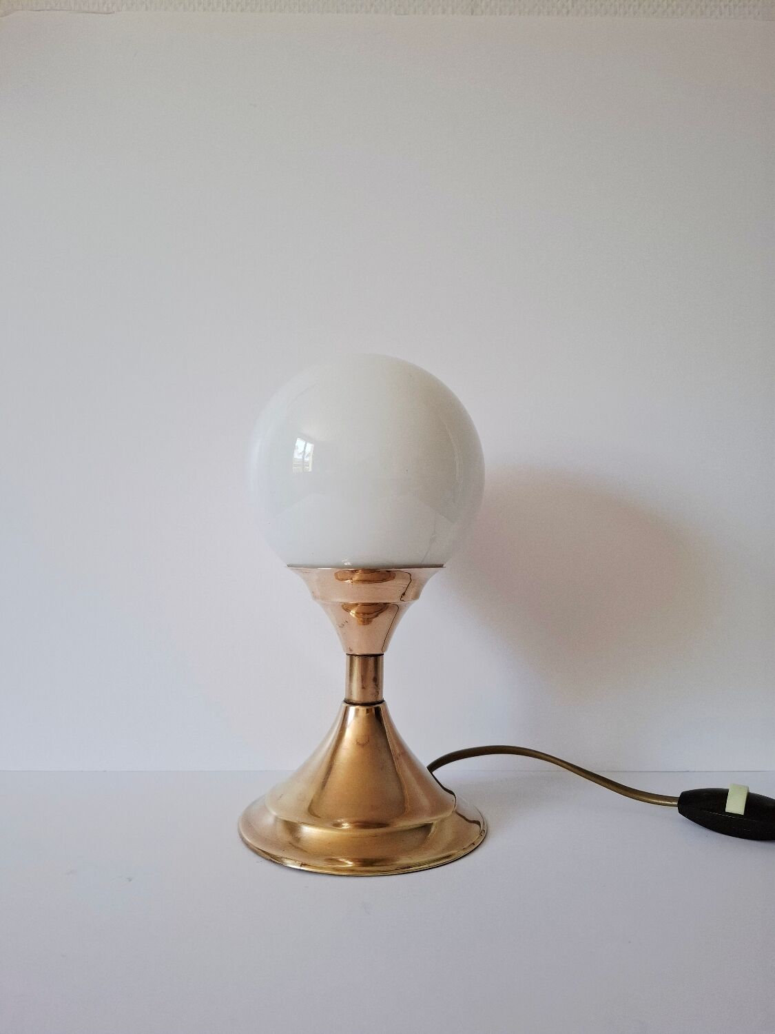 Vintage tulip base brass lamp