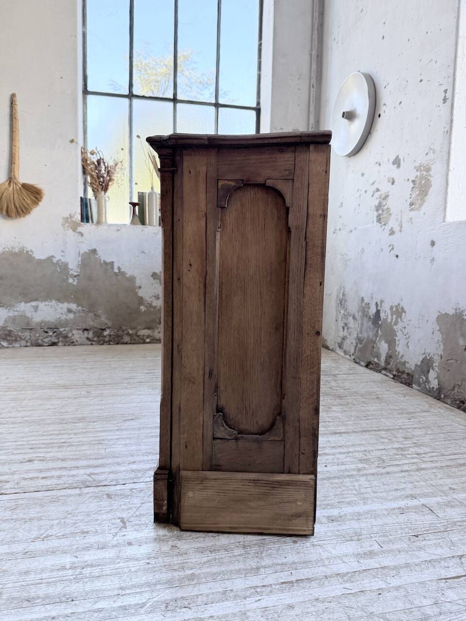 Enfilade display cabinet, solid oak, 1920.