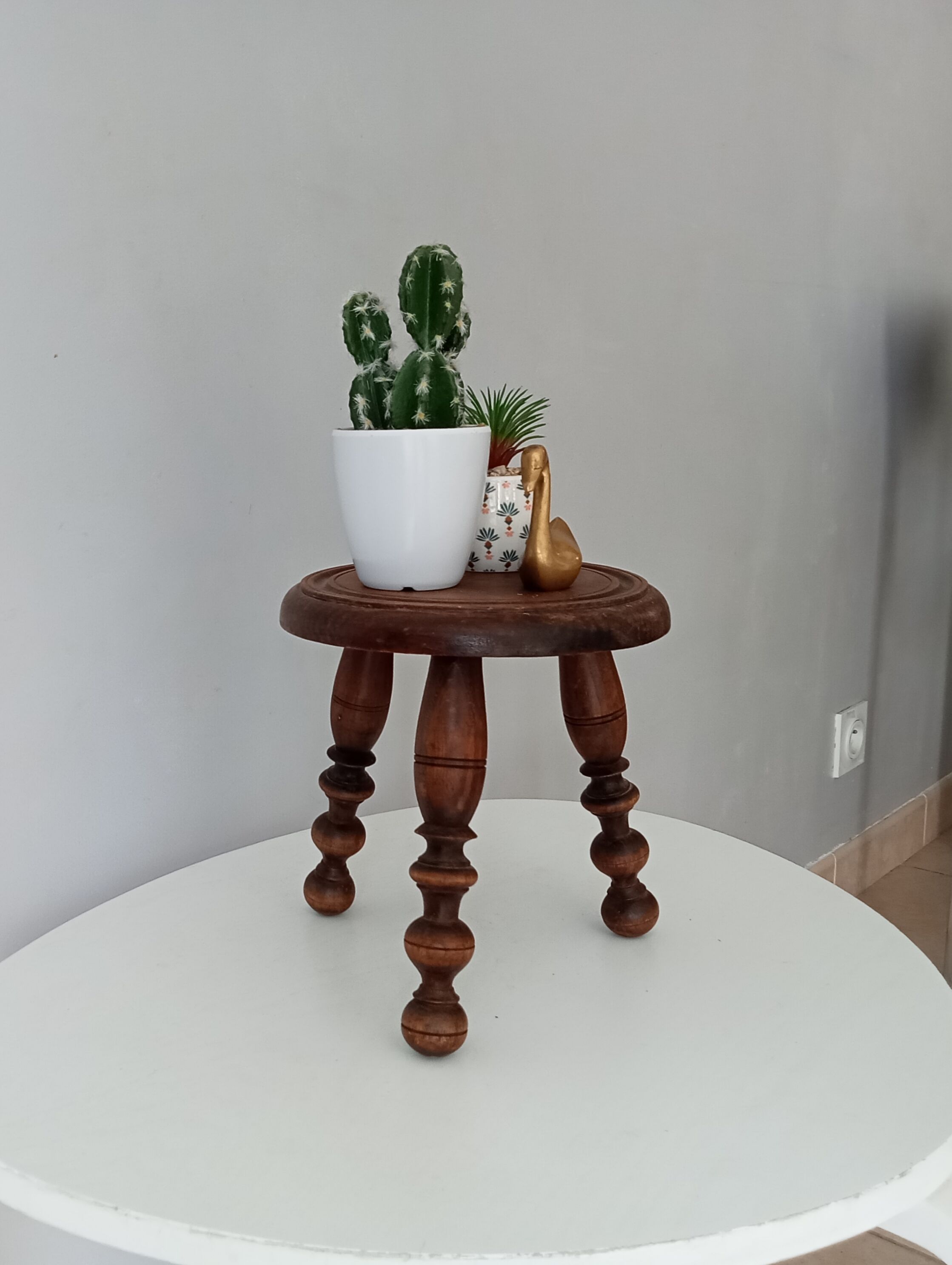 Vintage plant stool