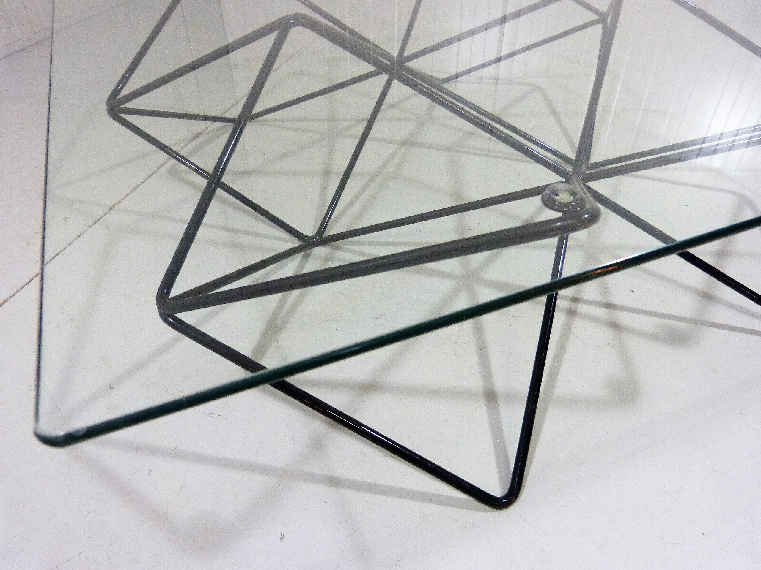 Table basse des années 1980