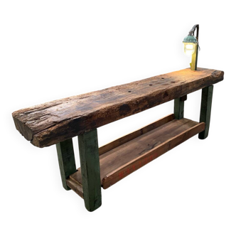 Carpenter's workbench with lamp trade furniture
