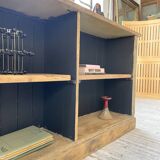 Double-sided counter with XL oak compartments