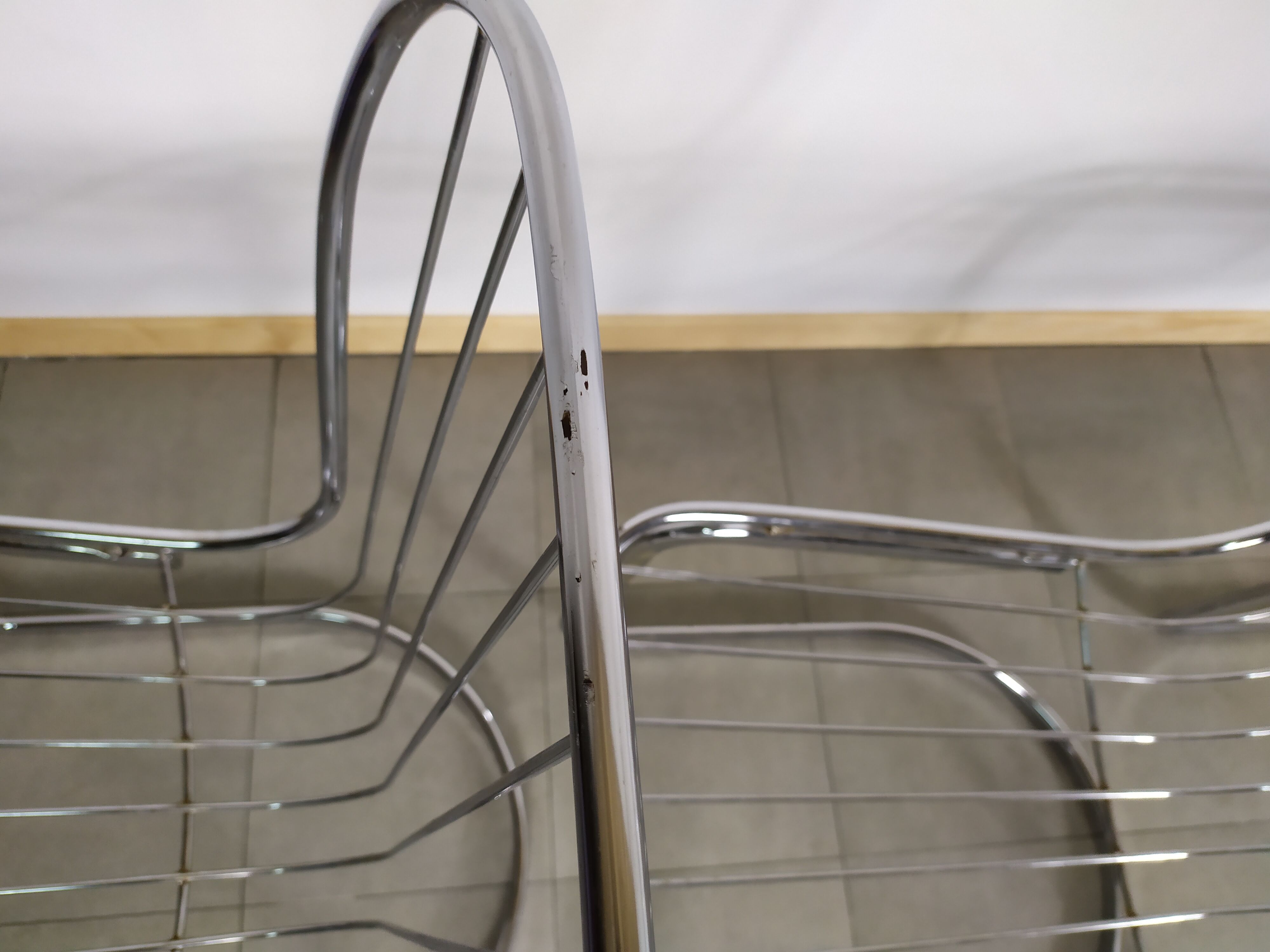 Lot de 4 chaise design en métal chromé années 70