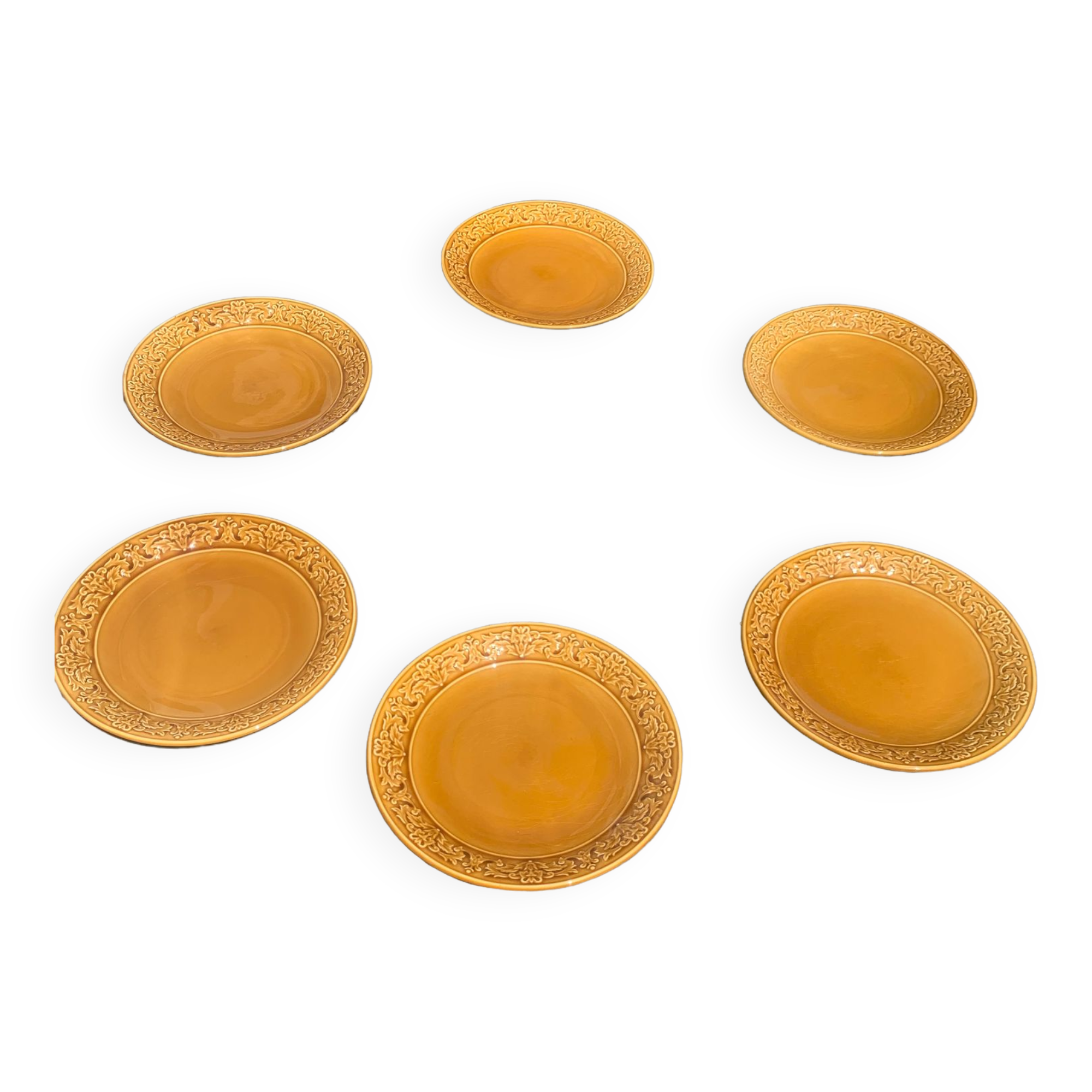 6 flat plates slip, enamelled ceramic ochre, mustard yellow, stamped Gien