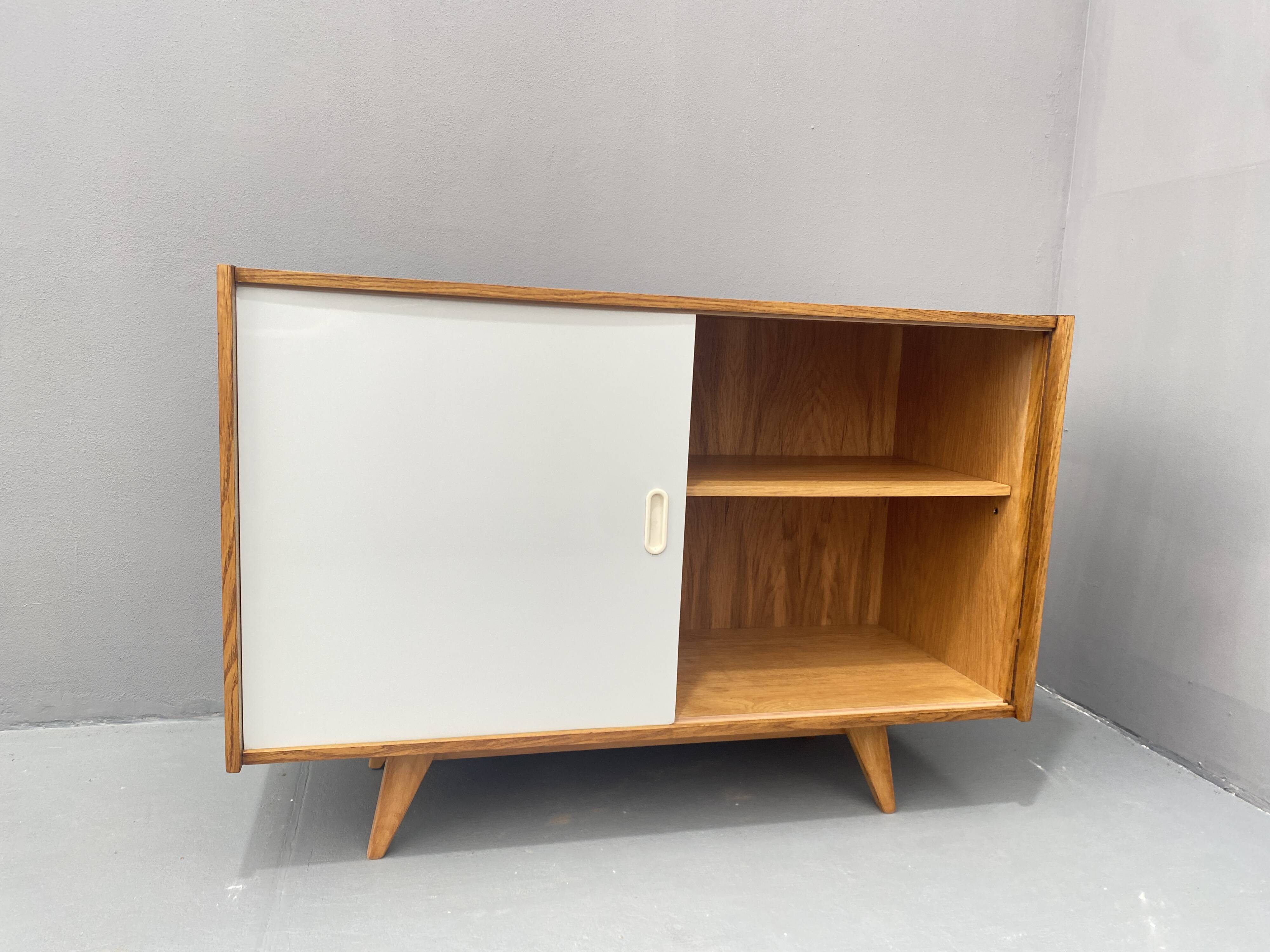 Mid century sideboard U-452 by Jiří Jiroutek, 1960´s, Czechoslovakia