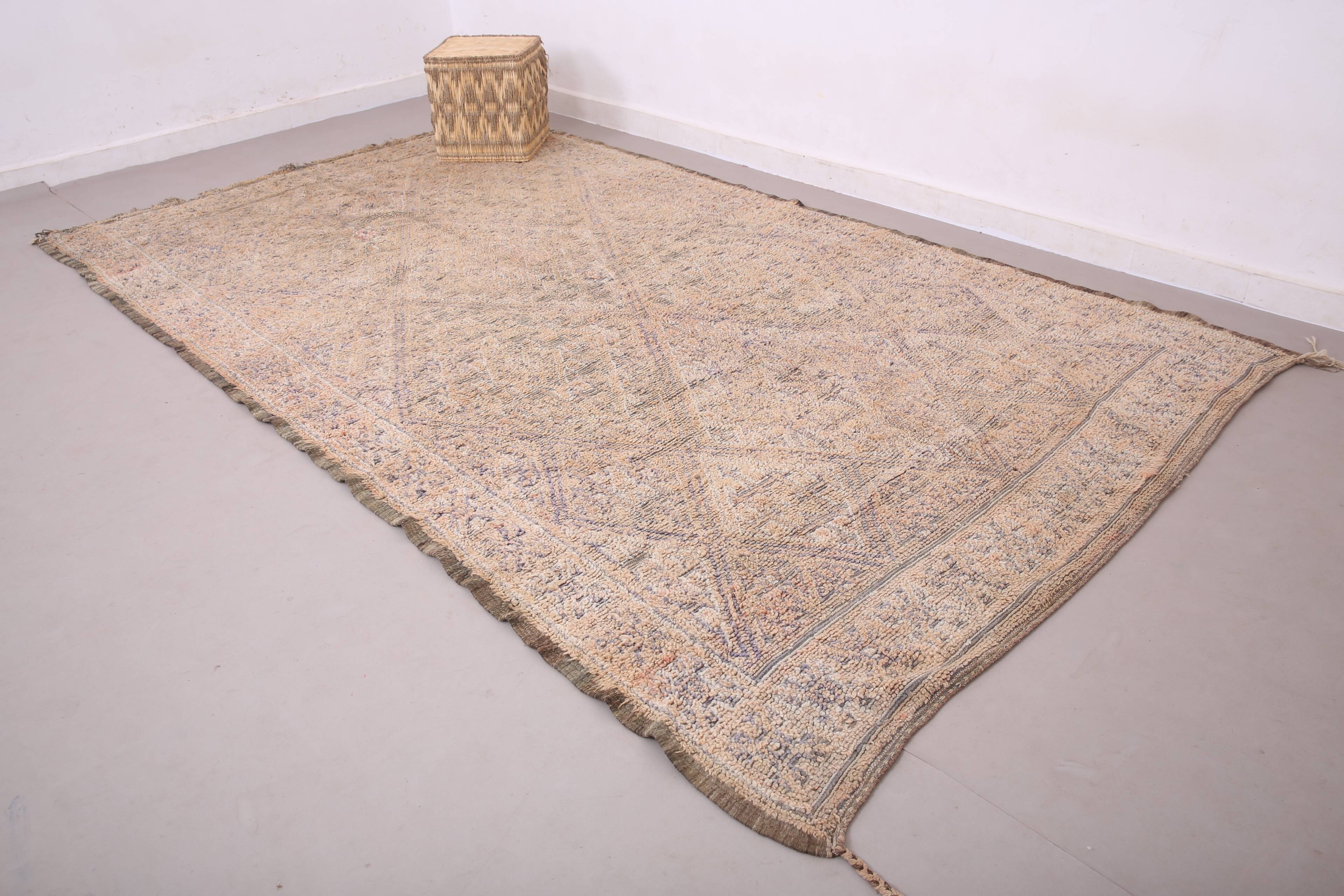 Vintage Moroccan Rug 197 x 340 cm - Berber Wool Rug - Handmade rug Bohemian