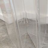 Porte revues en plexiglas transparent
