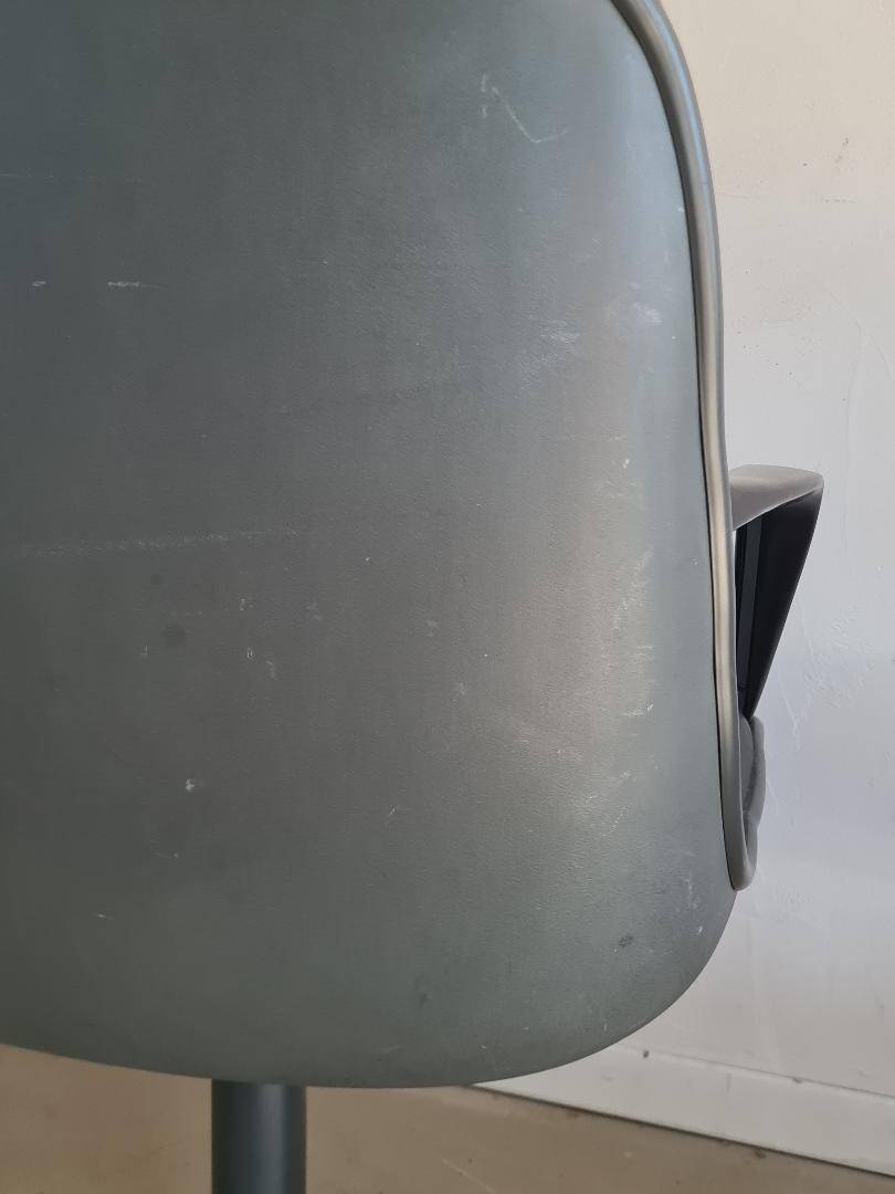 Stellcase Strafor Randall Buck DLG armchair by Pollock for Knoll