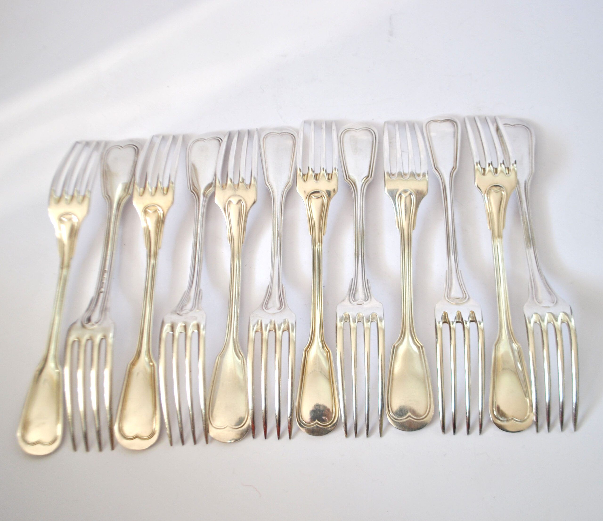 ST MEDARD set of 12 table forks in antique style Chinon 21 cm