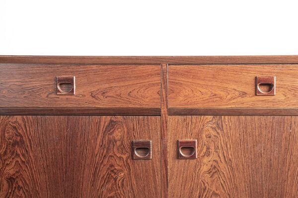 Buffet ou petite enfilade Scandinave en Palissandre par Erik Brouer 1960.