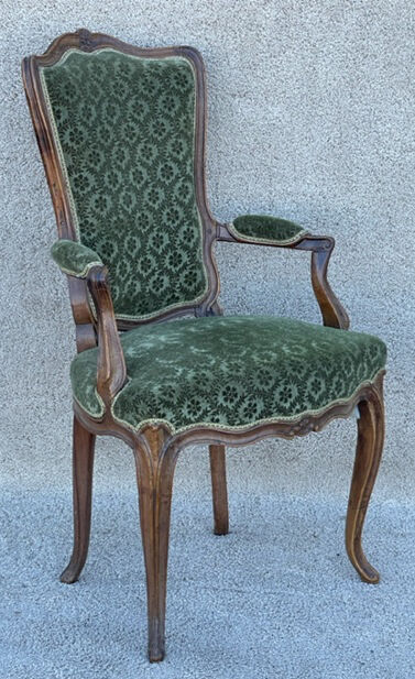 Louis XV style convertible armchair