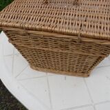 Vintage wicker basket for poultry rabbit