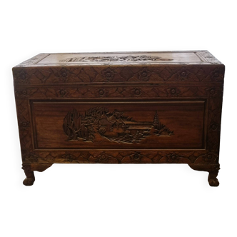 Camphor chest