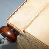 Victorian style vintage leather spring sofa