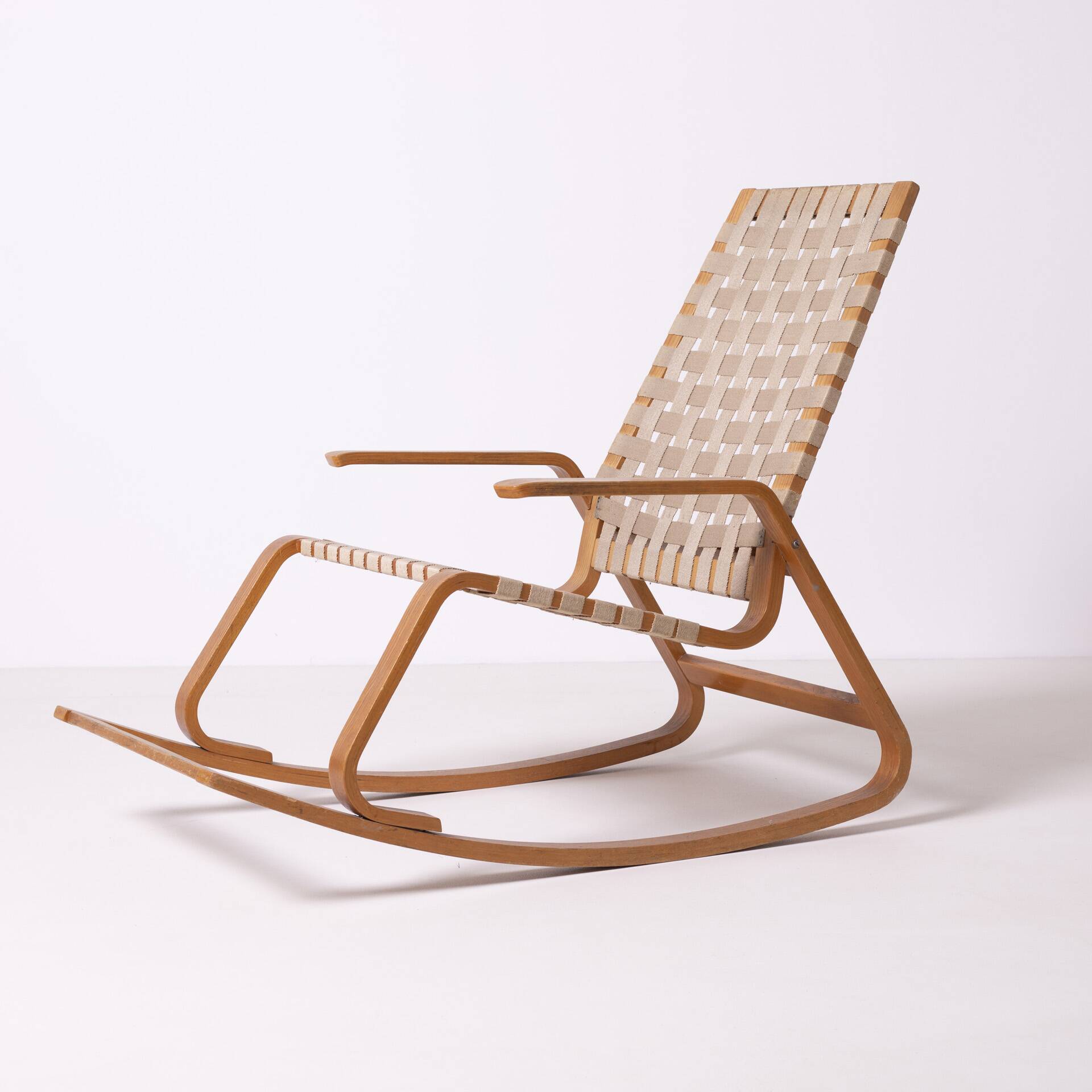 Bentwood rocking chair by Ludvik Volak, Holesov, Czechoslovakia, 1960s