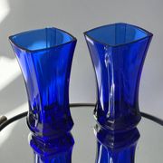 Vases en verre bleu cobalt vintage