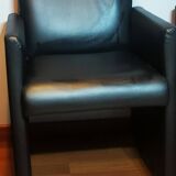 6 faux leather chairs on wheels