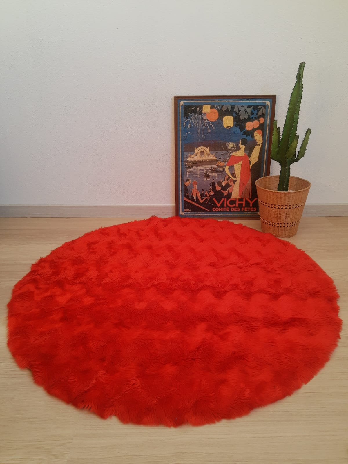 Round carpet in red moumoute style pelfran diameter 130cm vintage