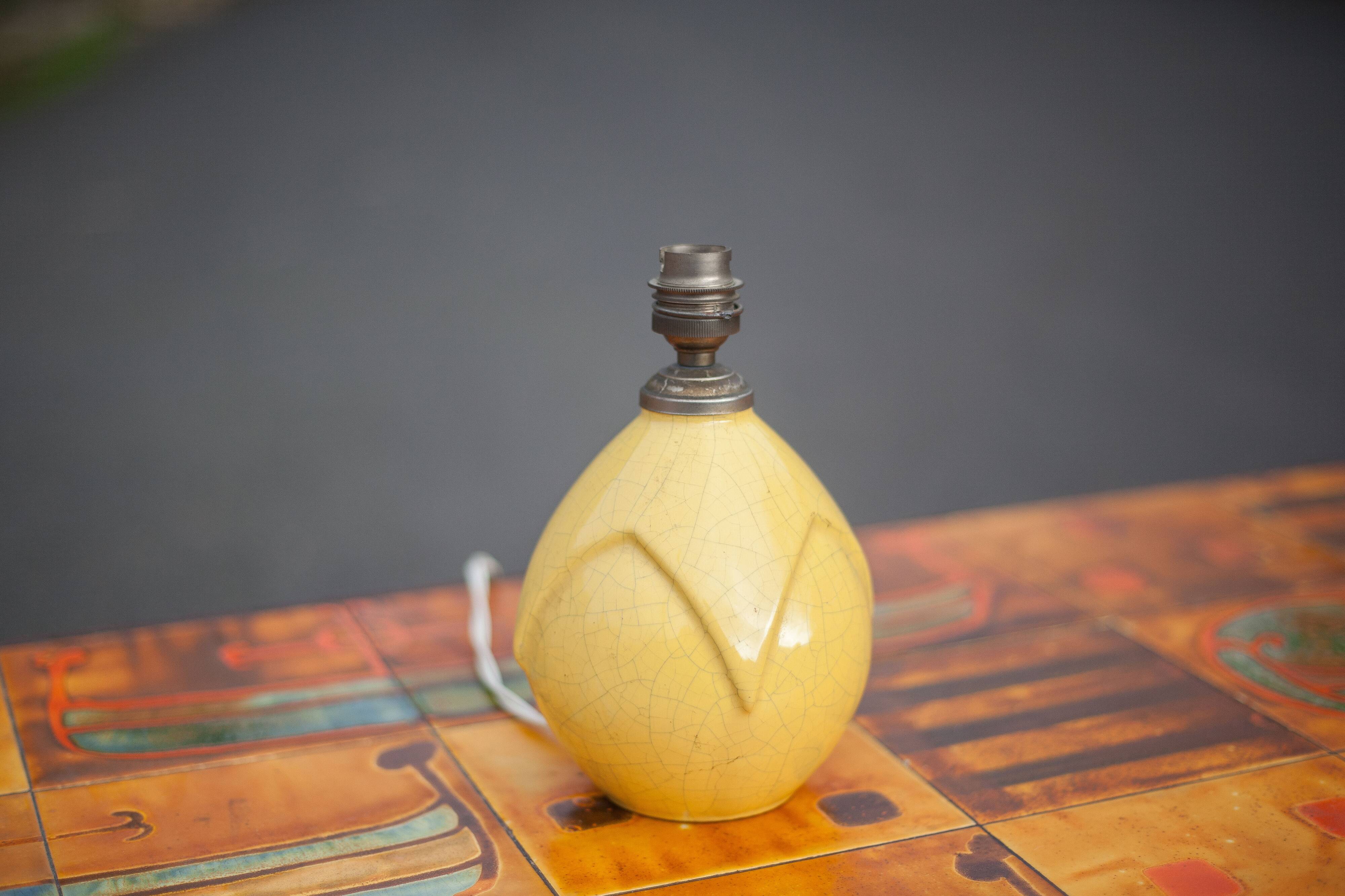 Vintage lamp, cracked ceramic lamp, yellow lamp, table lamp, bedside lamp, art deco, friend
