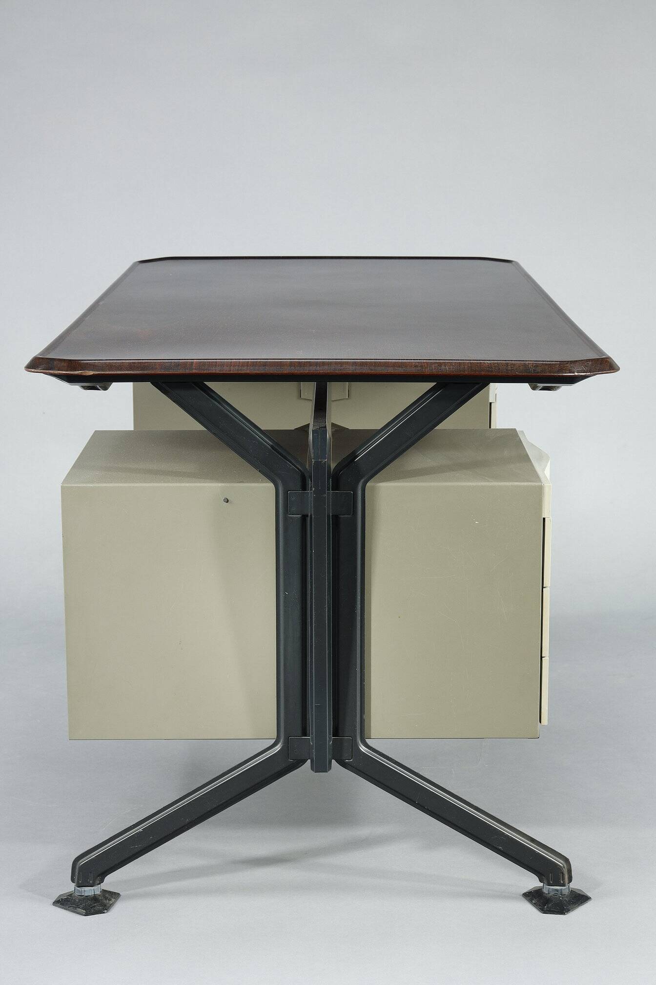 Large "ARCO" desk for Olivetti by BBPR