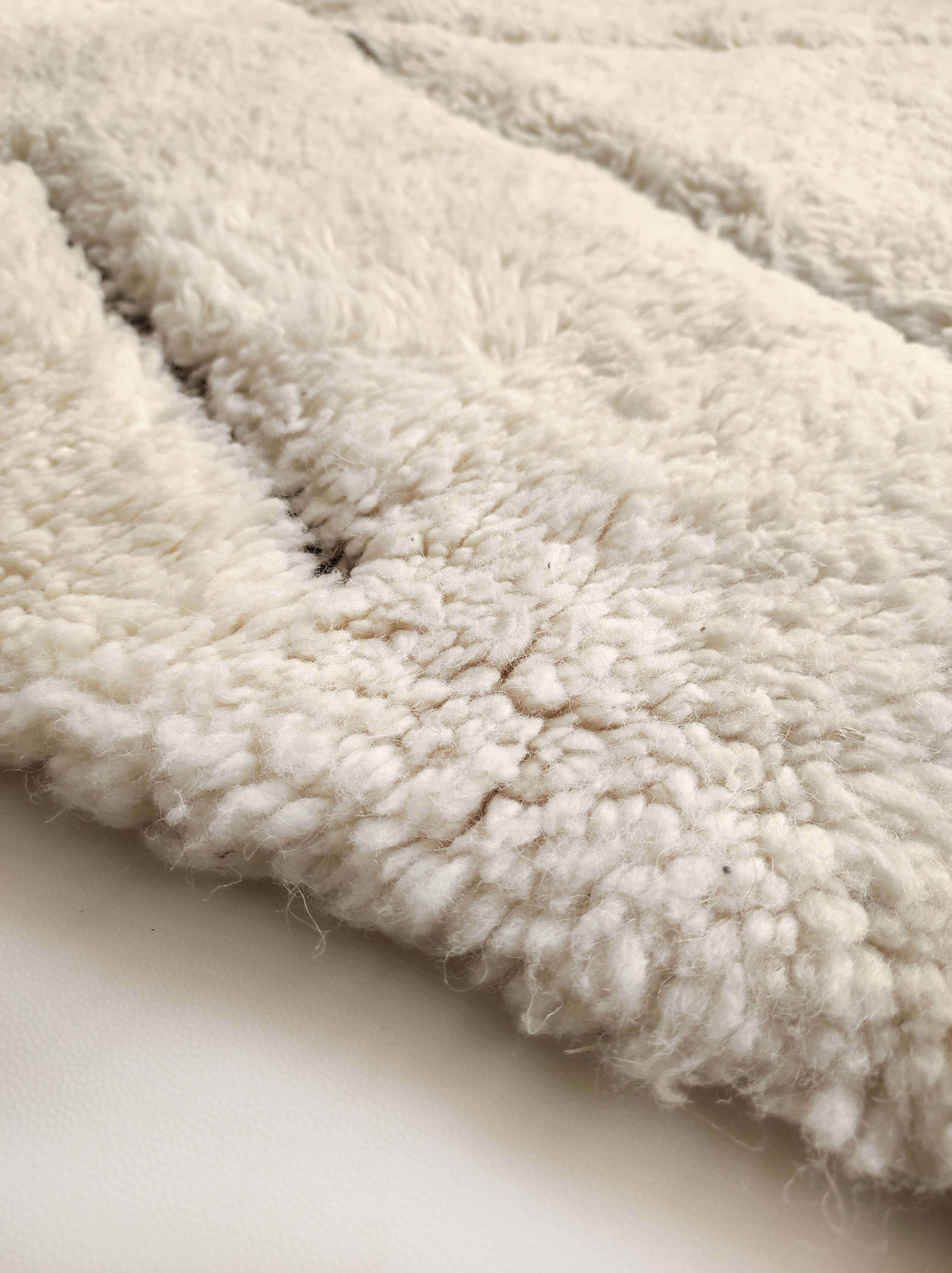 Moroccan Berber carpet blessed ouarain ecru with black diamonds engraved 295x213cm