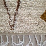 Handmade traditional Beni Ourain rug, size 2.5/2.5 m.