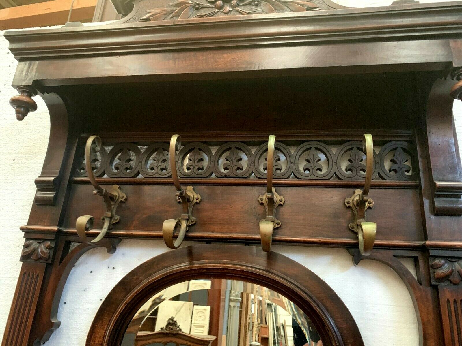 Napoleon III style coat rack in solid walnut XX century