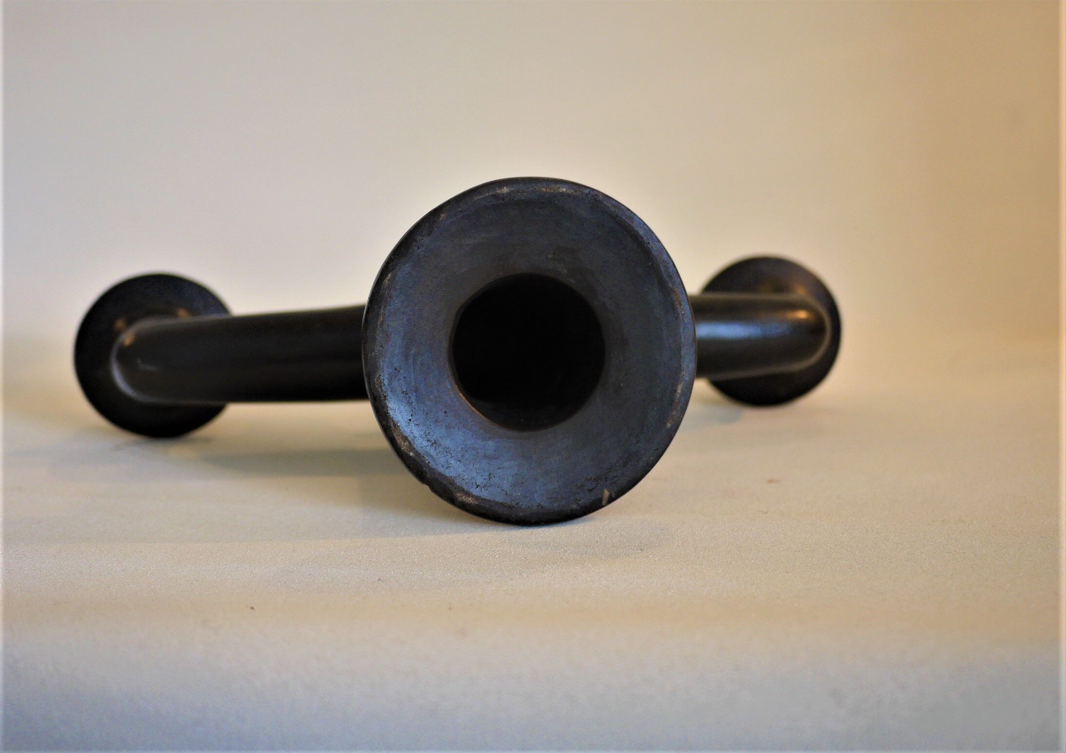 3-branch black candlestick
