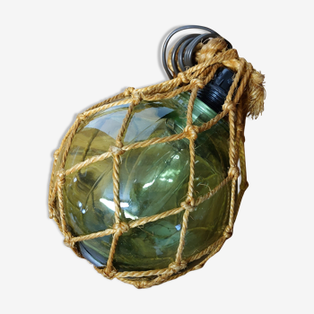 Fishing ball with its macramé