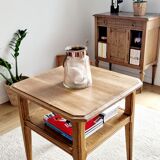 Coffee table in oak