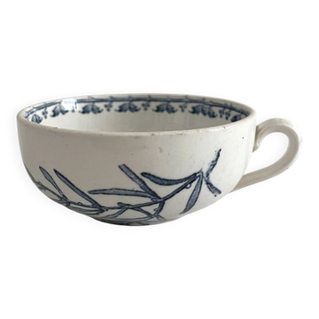 Tasse ancienne terre de fer « Carmen » Sarreguemines