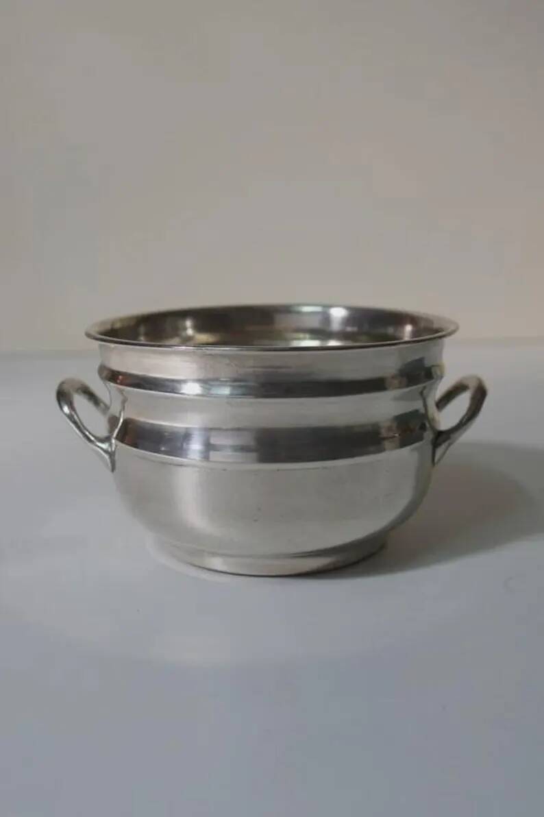 Silver-plated metal cup with diamond stamp "SIS" - 20th century