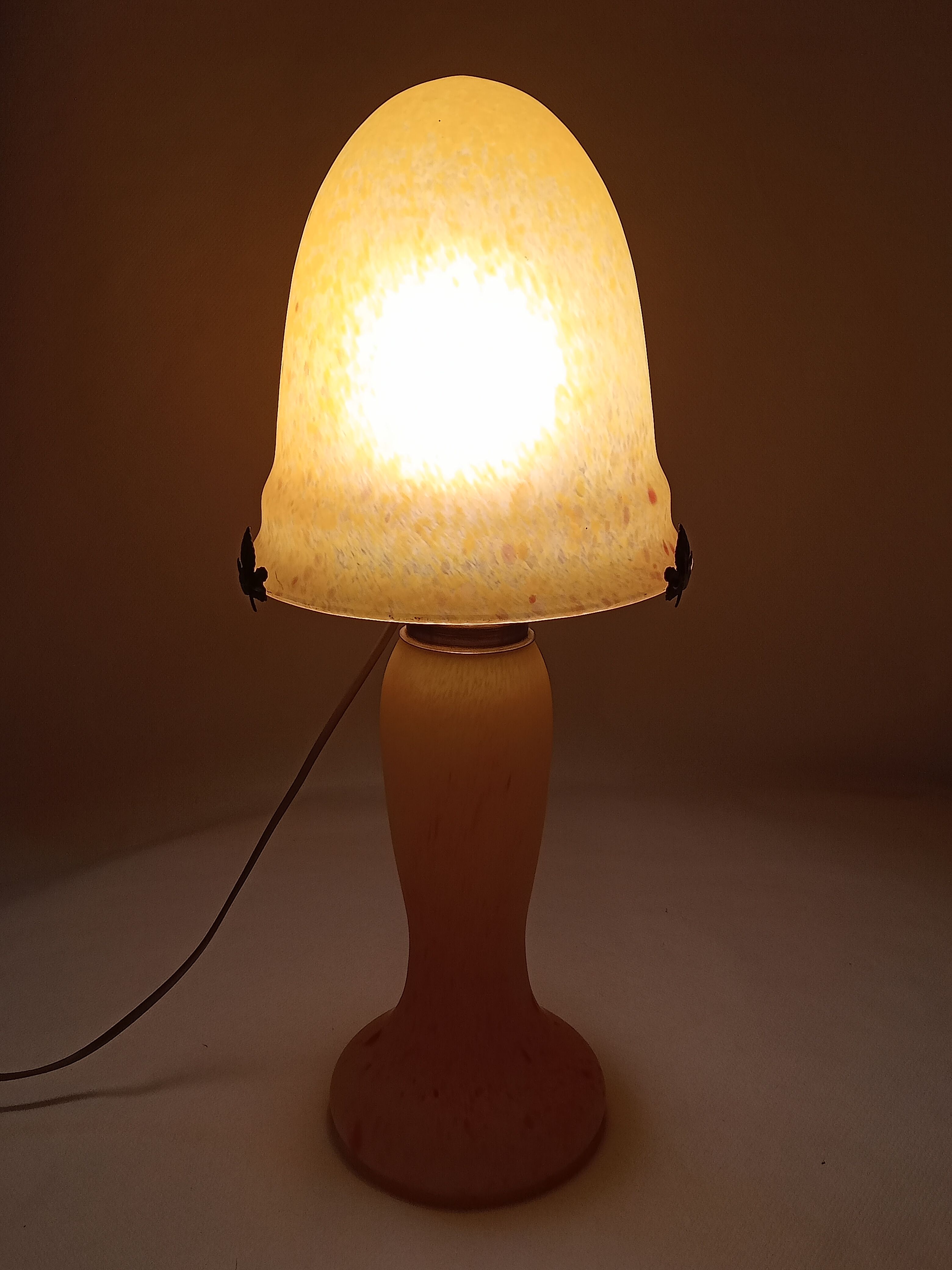 Mushroom lamp yellow glass paste spotted red