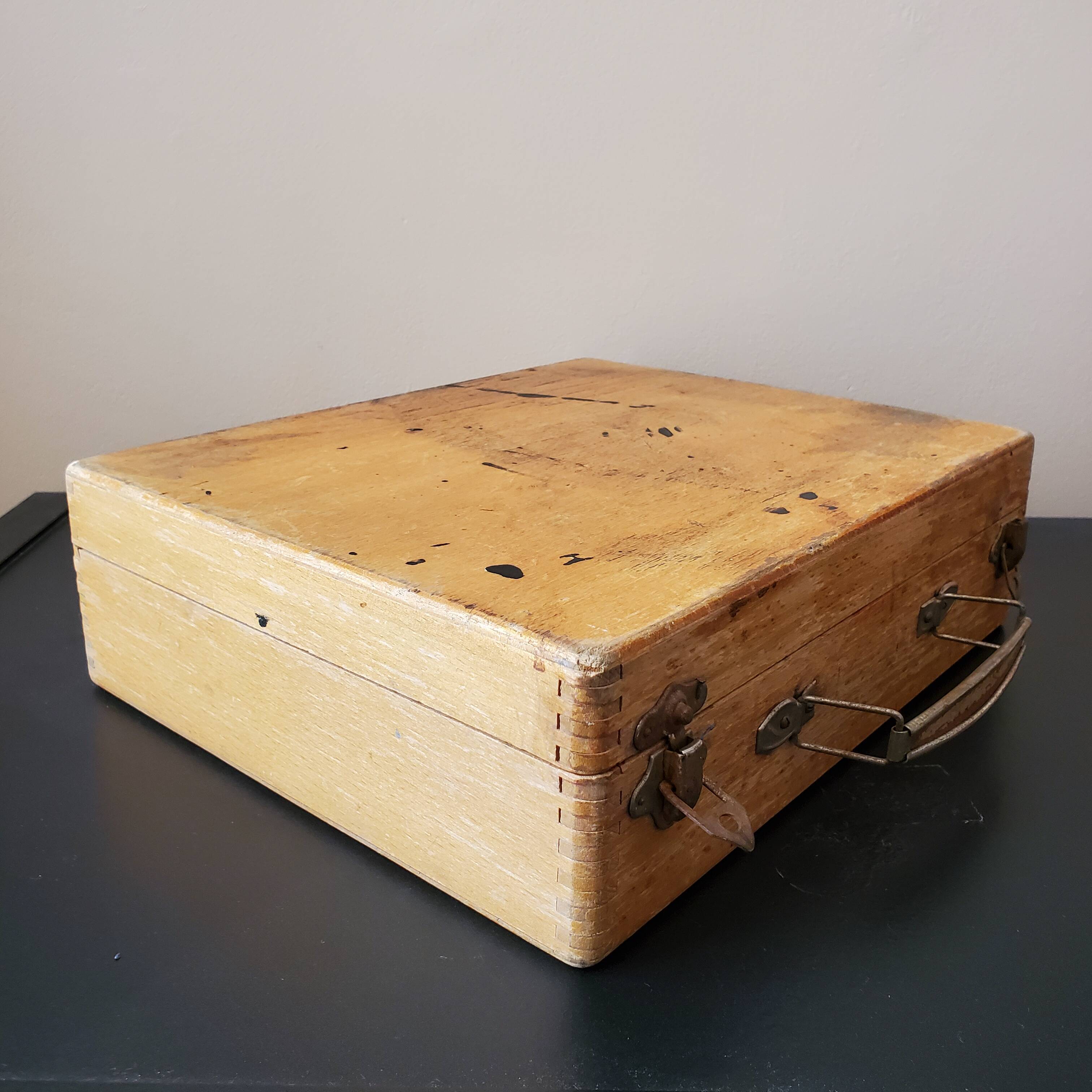 Old wooden painter's case box