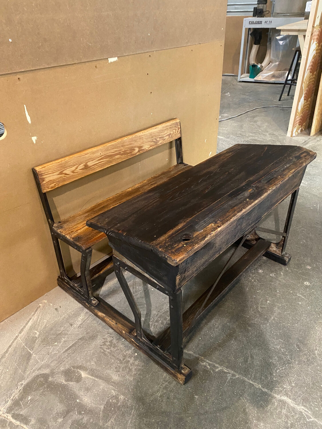 Double school desk 1900