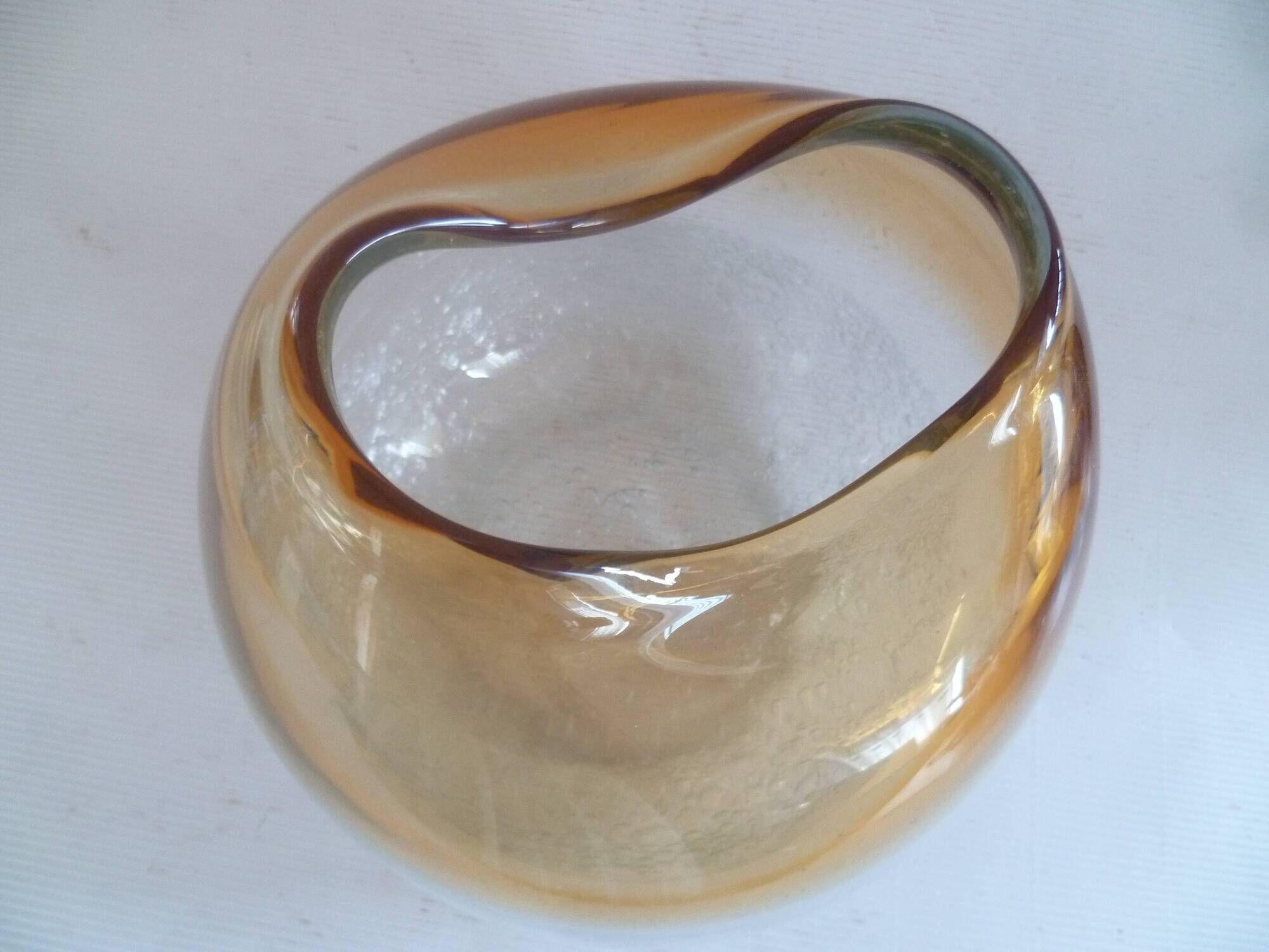Murano bowl design ...guillemot...amber/transparent glass paste bul