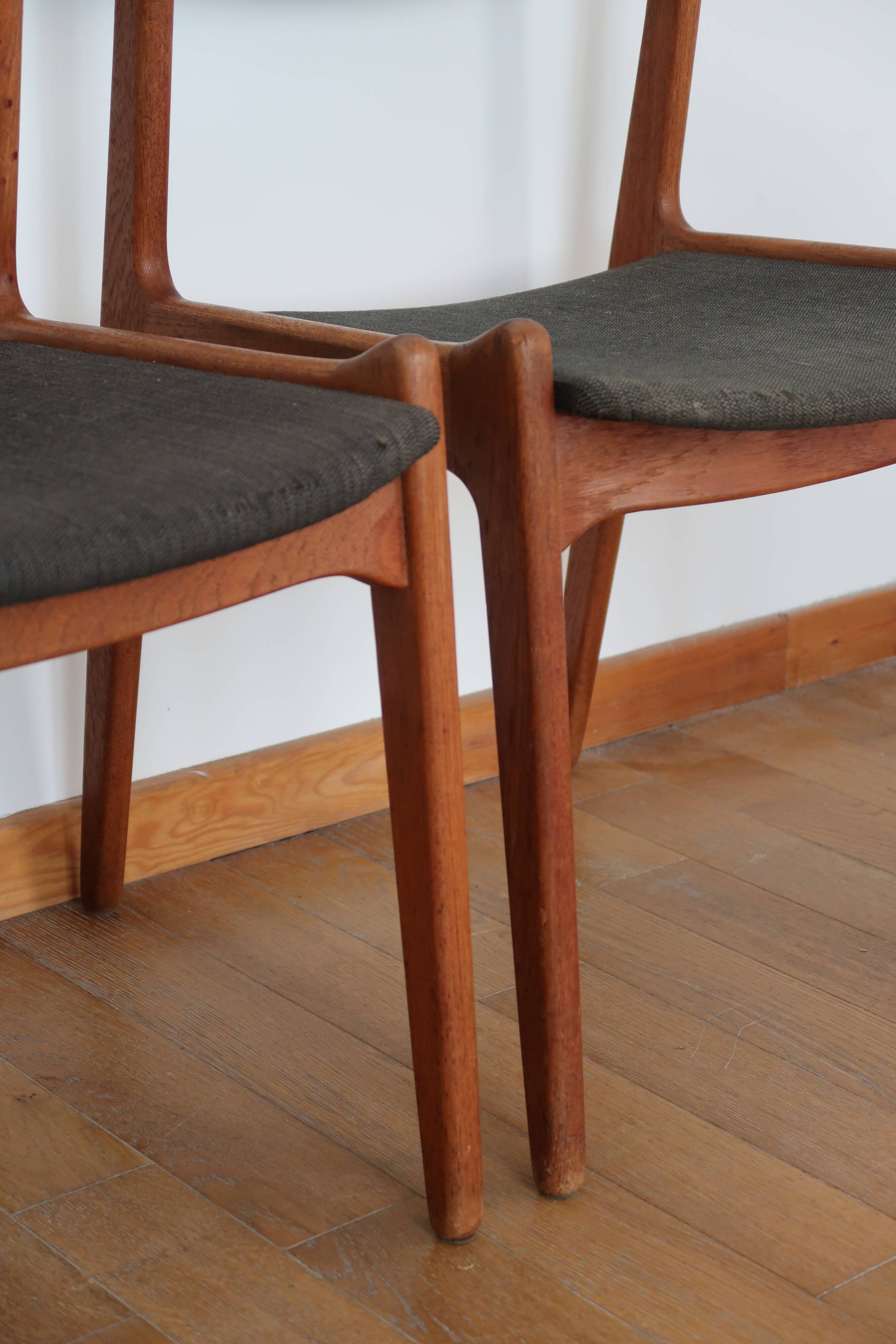 4 chaises vertes danoises estampillées