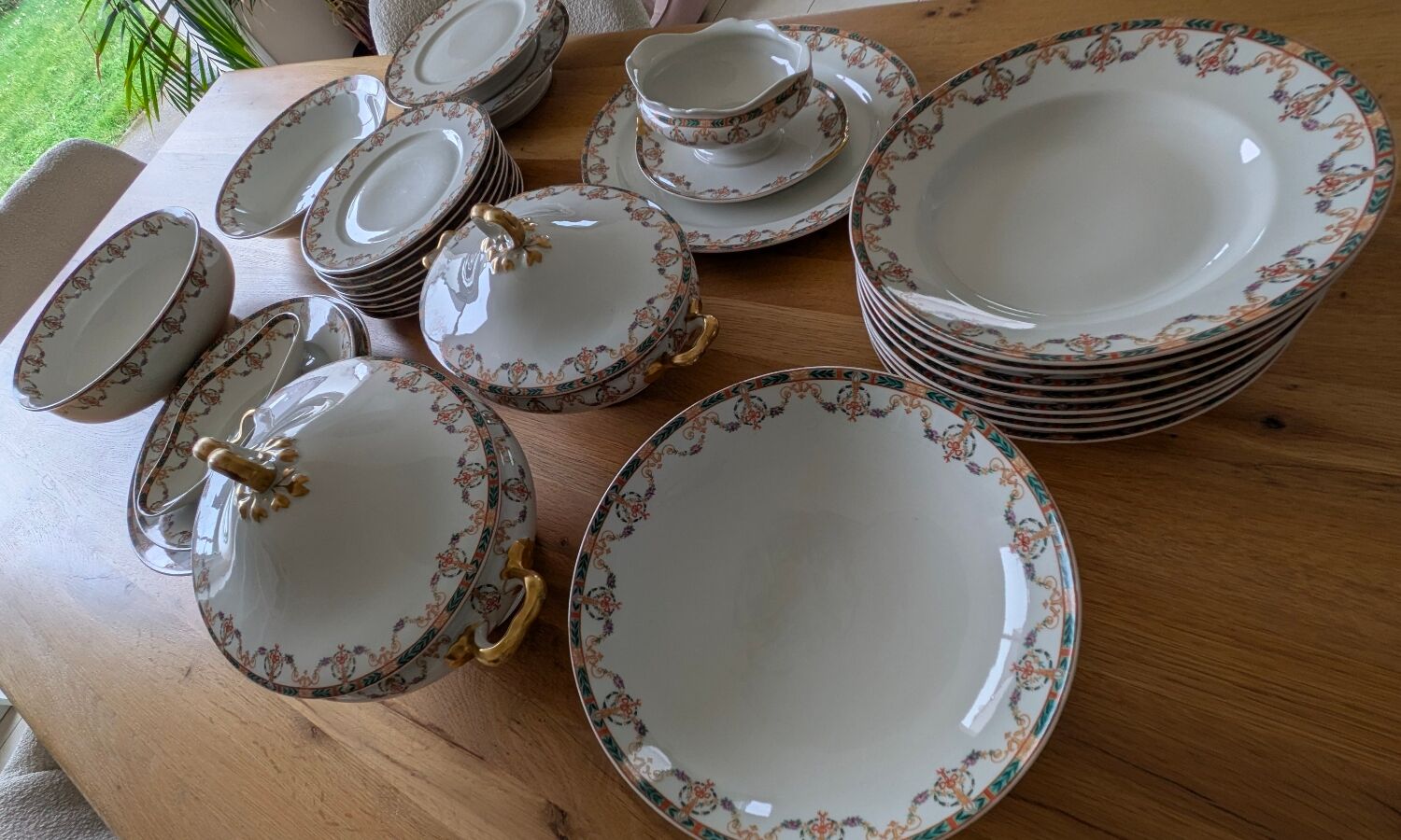 Complete Table Service Limoges William Guérin & Co - 20th Century Porcelain