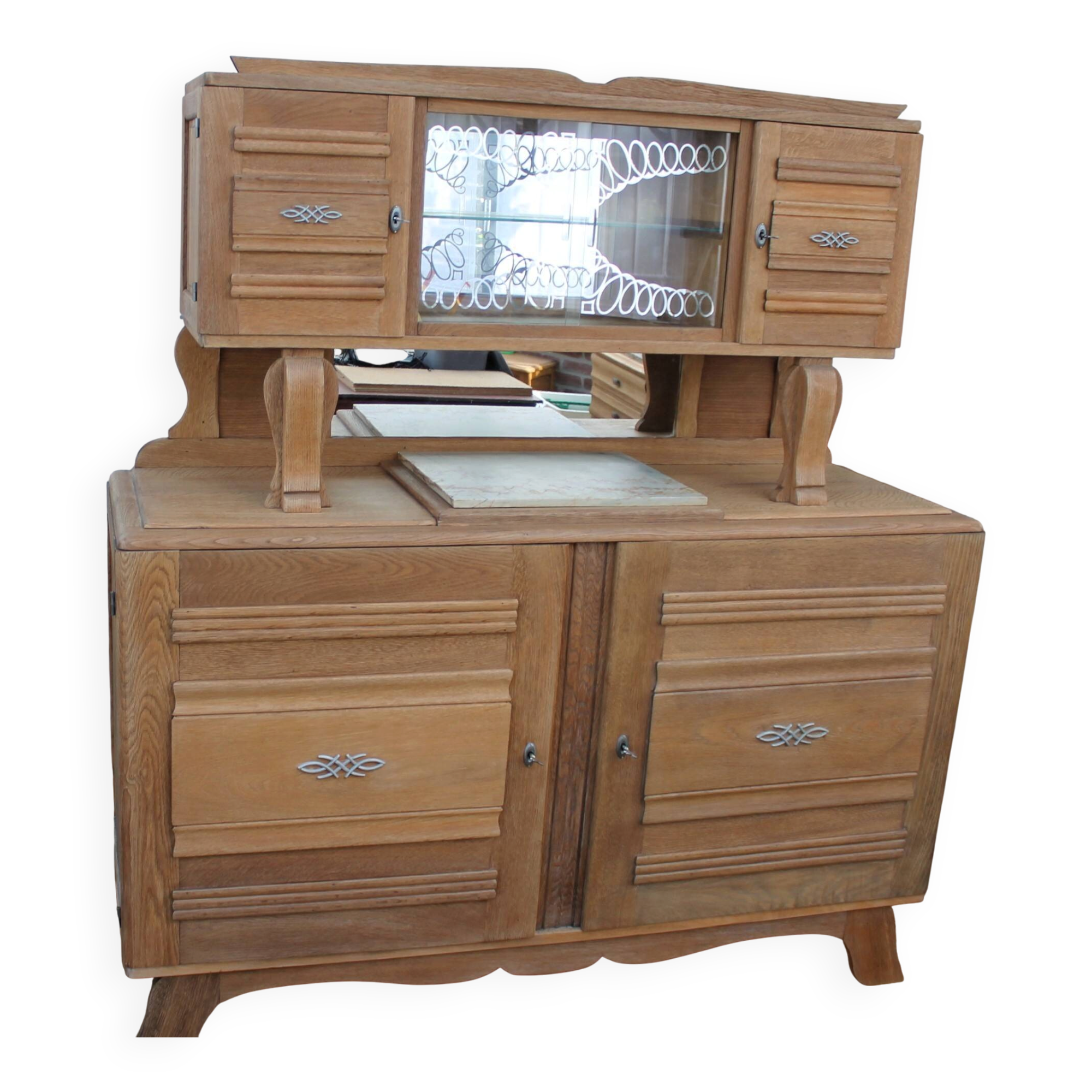 Character cabinet