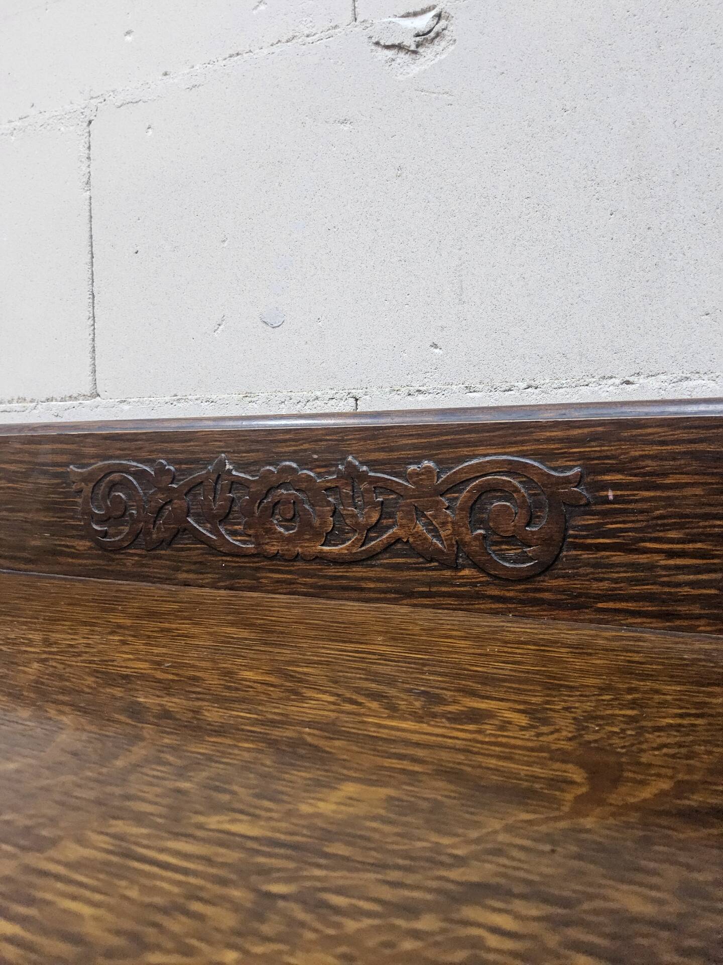 Antique chest of drawers on wheels with wood carving (key top drawer)