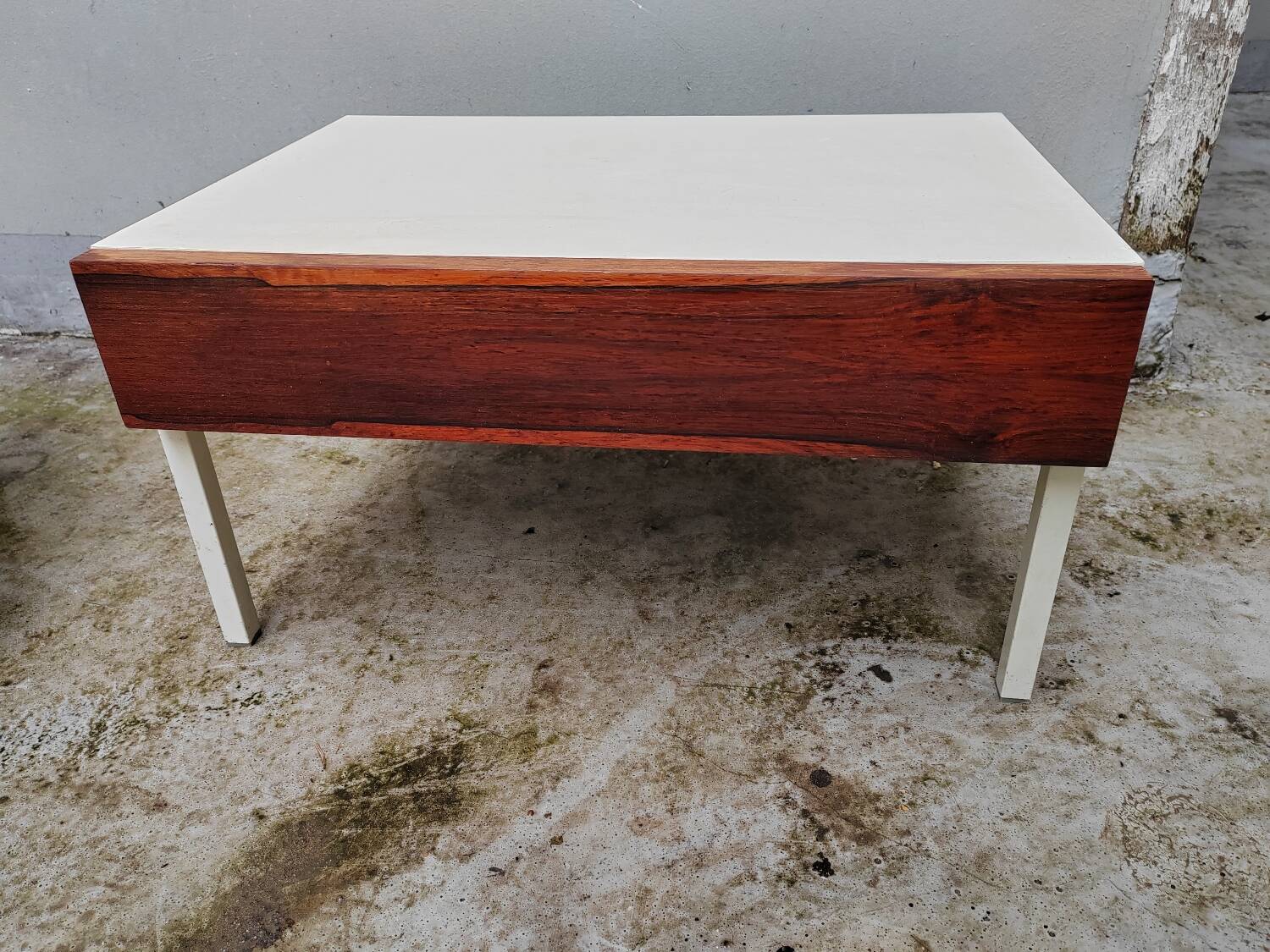 Pair of vintage 60s interlubke bedside tables.